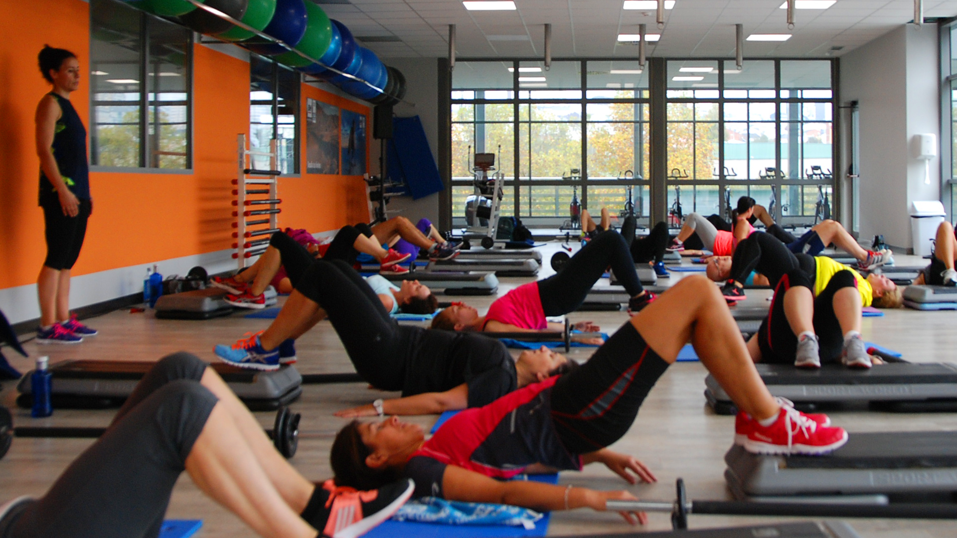 EL FLUVIAL PROMUEVE CLASES GATUITAS DE FITNESS PARA TODA LA FAMILIA DURANTE LA NAVIDAD